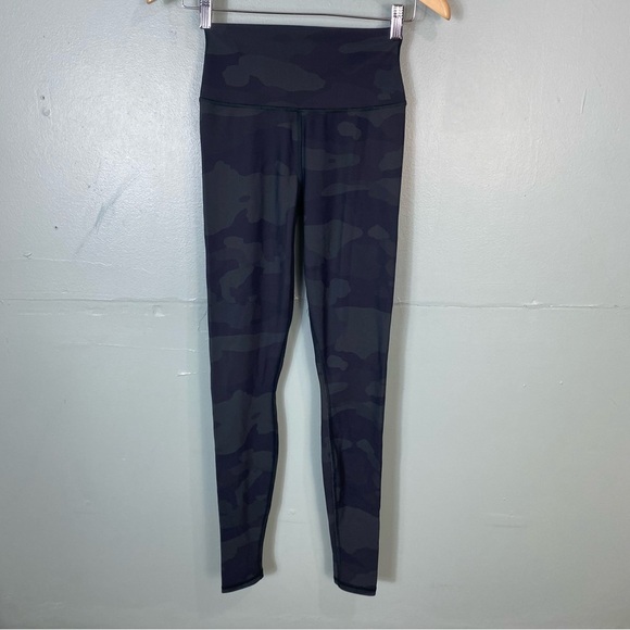 Alo Camo‎ Green Black Leggings Sz XS - Picture 1 of 7